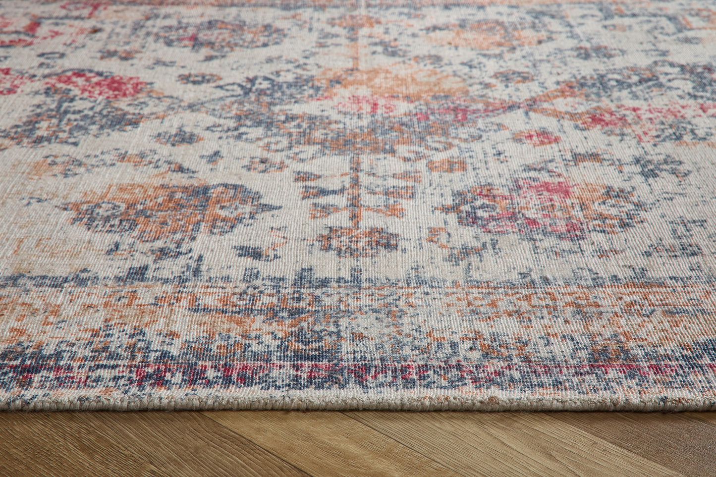 Origins Vogue Traditional Vintage Look Rug in Navy Rust