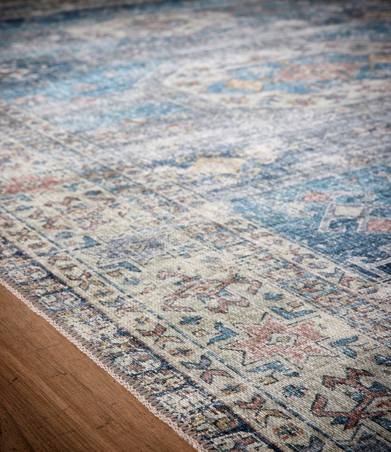 Venice Blue Washable Runner – Traditional Vintage Non-Slip Hallway Carpet (67 x 200 cm)