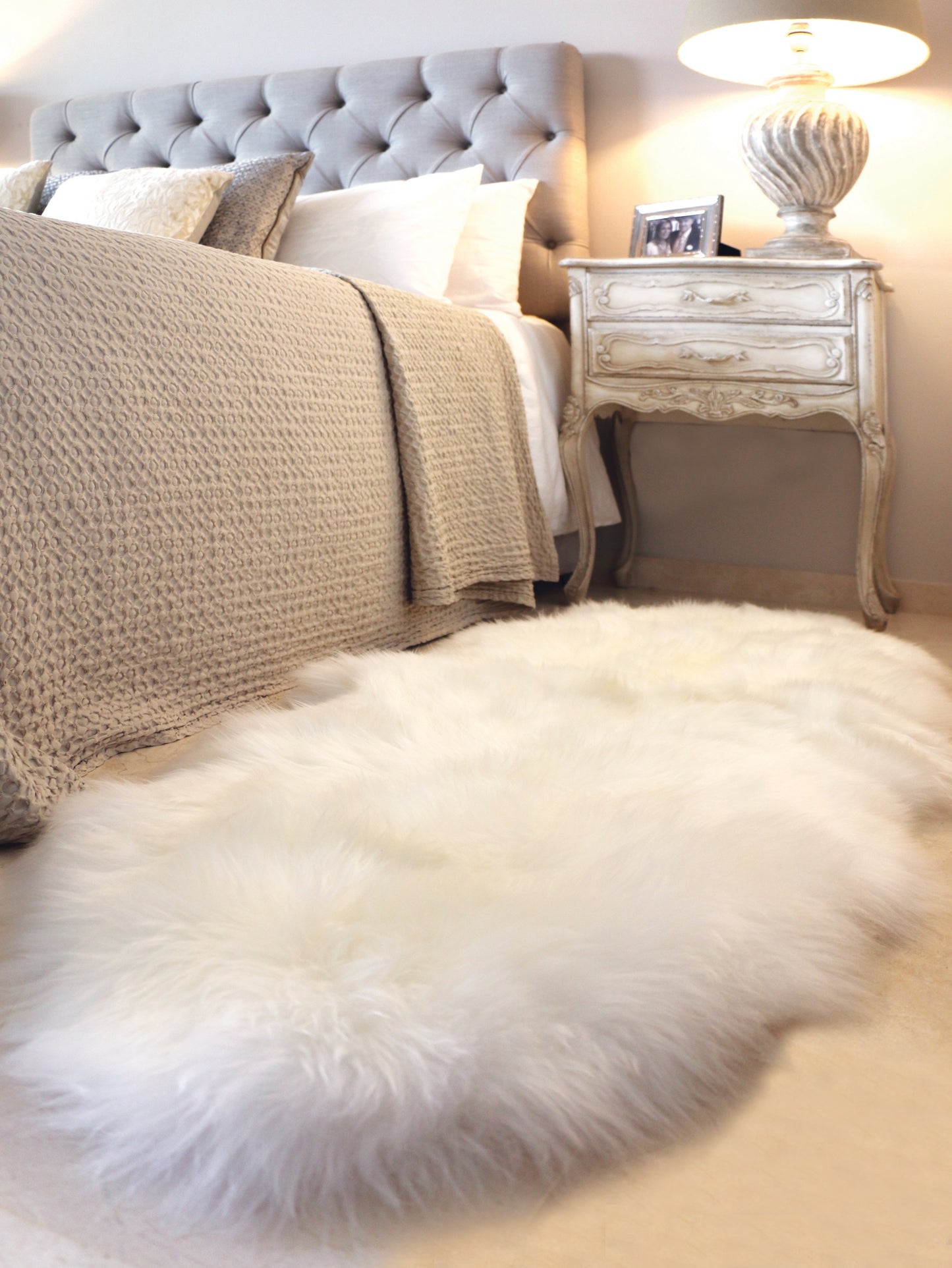Genuine Sheepskin Animal Fur Soft Wool Shaggy Natural Cream Rug