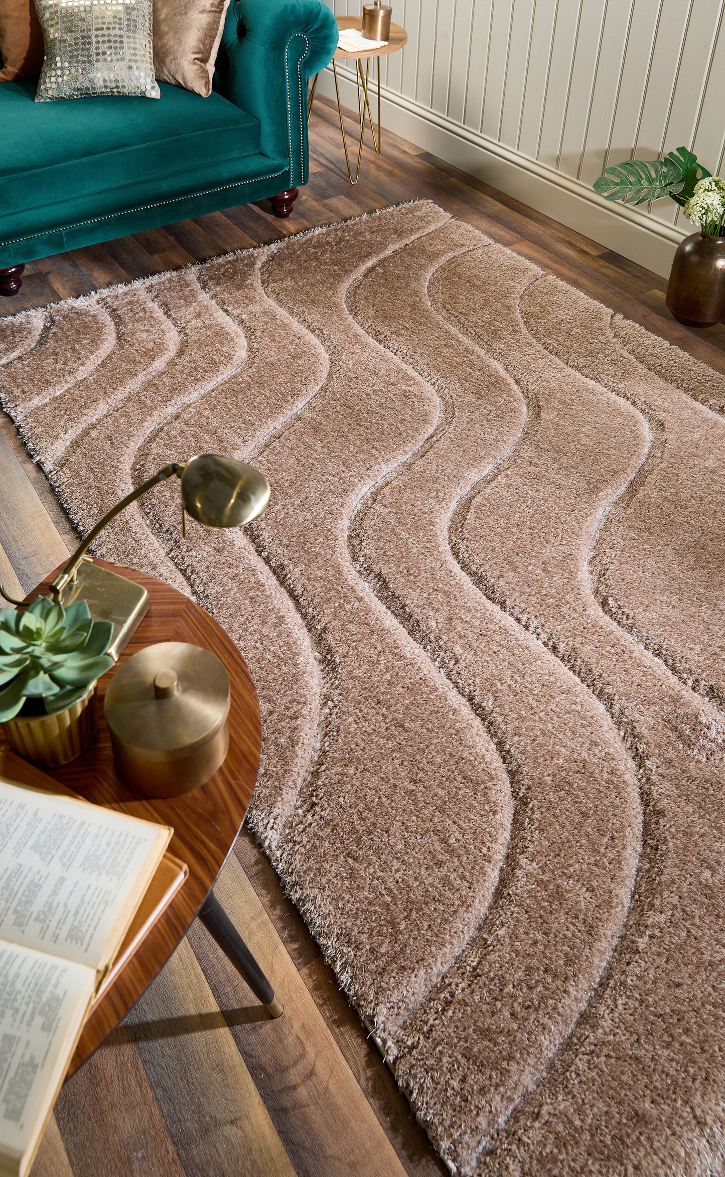 Origins Soft Carved Wave Silky Shine Shaggy Modern Rug in Beige