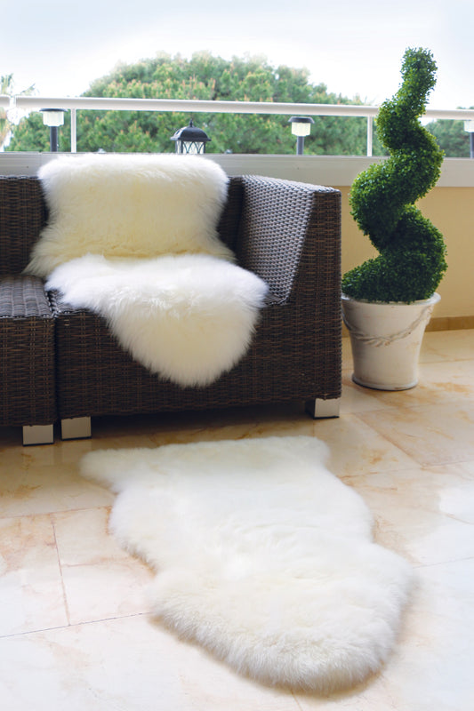 Genuine Sheepskin Animal Fur Soft Wool Shaggy Natural Cream Rug