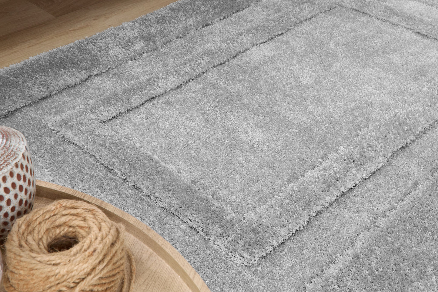 Origins Frame Hand Tufted Soft Silky Thick Shaggy Rug in Silver