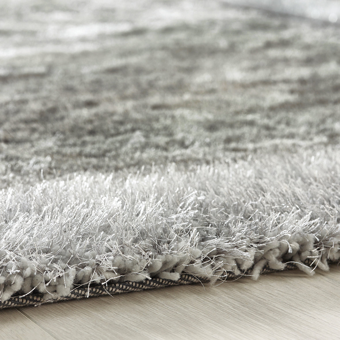 Origins Shimmer Silky Shaggy Hand Tufted Carpet Border Modern Soft Fluffy Shag Rug in Silver