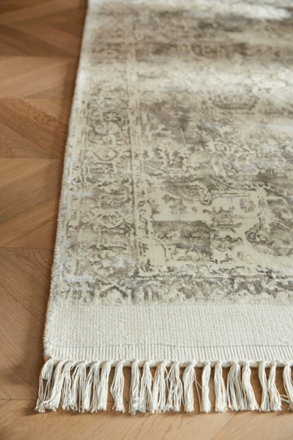 Vintage Fringe Silky Viscose Traditional Distressed Rugs in Mocha Oyster