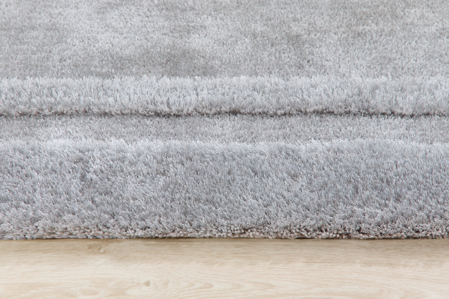Origins Frame Hand Tufted Soft Silky Thick Shaggy Rug in Silver