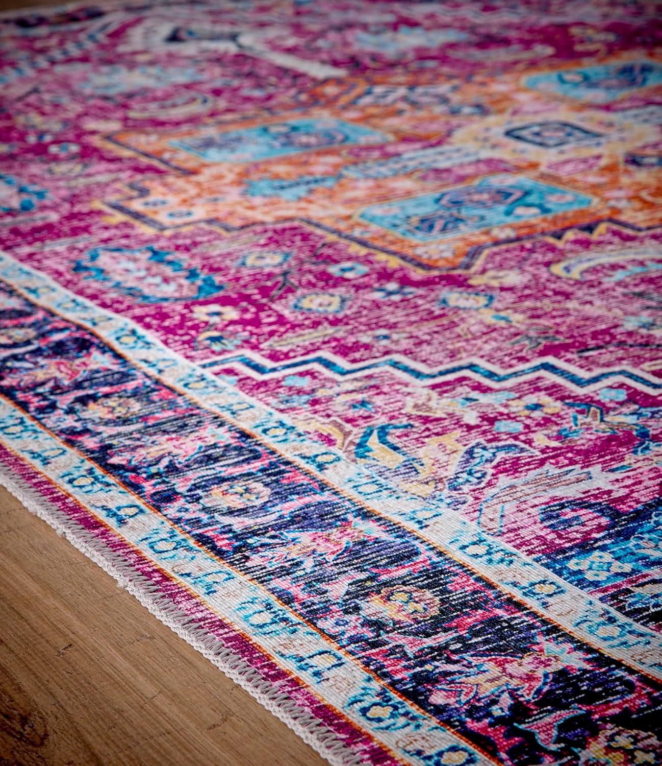 Granada Ruby Red Washable Runner – Traditional Vintage Non-Slip Hallway Carpet (67 x 200 cm)