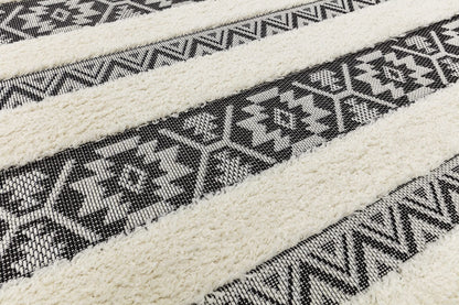 Monty Indoor Outdoor Rug for Living Room, Garden, Patio, Picnic Mat, Camping, Trellis, Balcony Quality Weather Resistant Rug